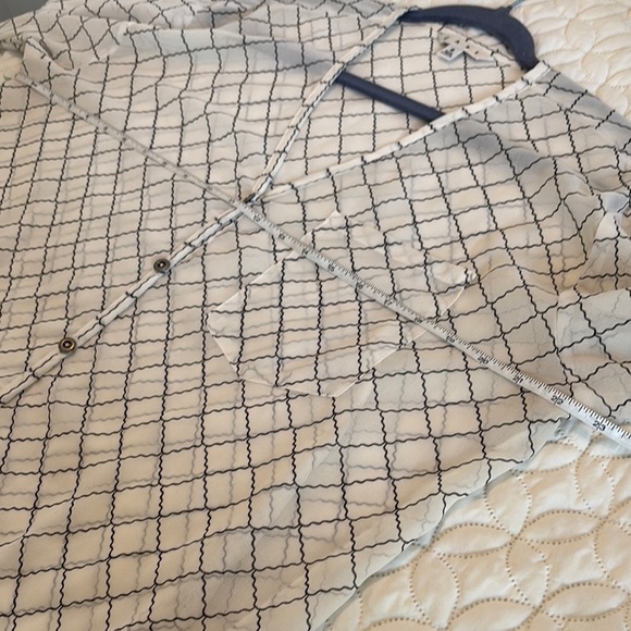 CAbi Cream and Black Geometric Blouse Oversized Size Sm Fits like M/L - Picture 9 of 12